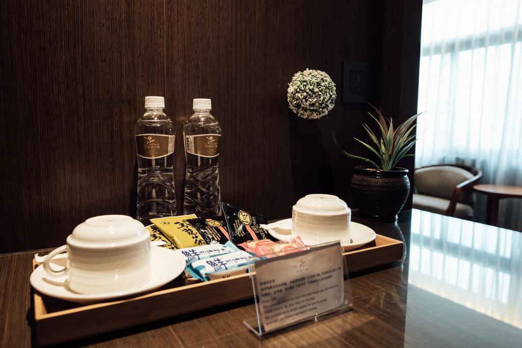 Hotel Sukimi Đài Nam Ngoại thất bức ảnh