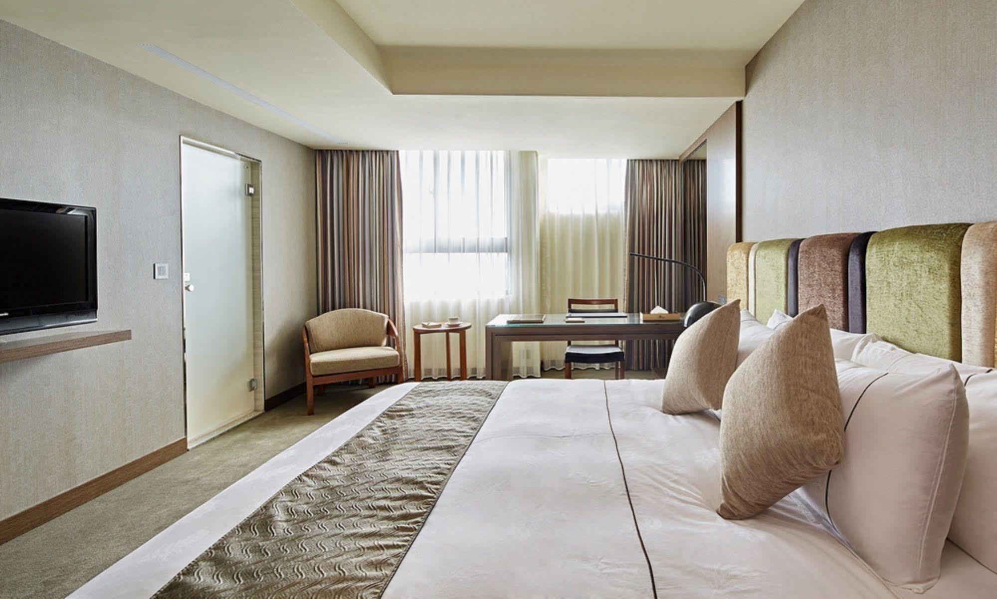 Hotel Sukimi Đài Nam Ngoại thất bức ảnh